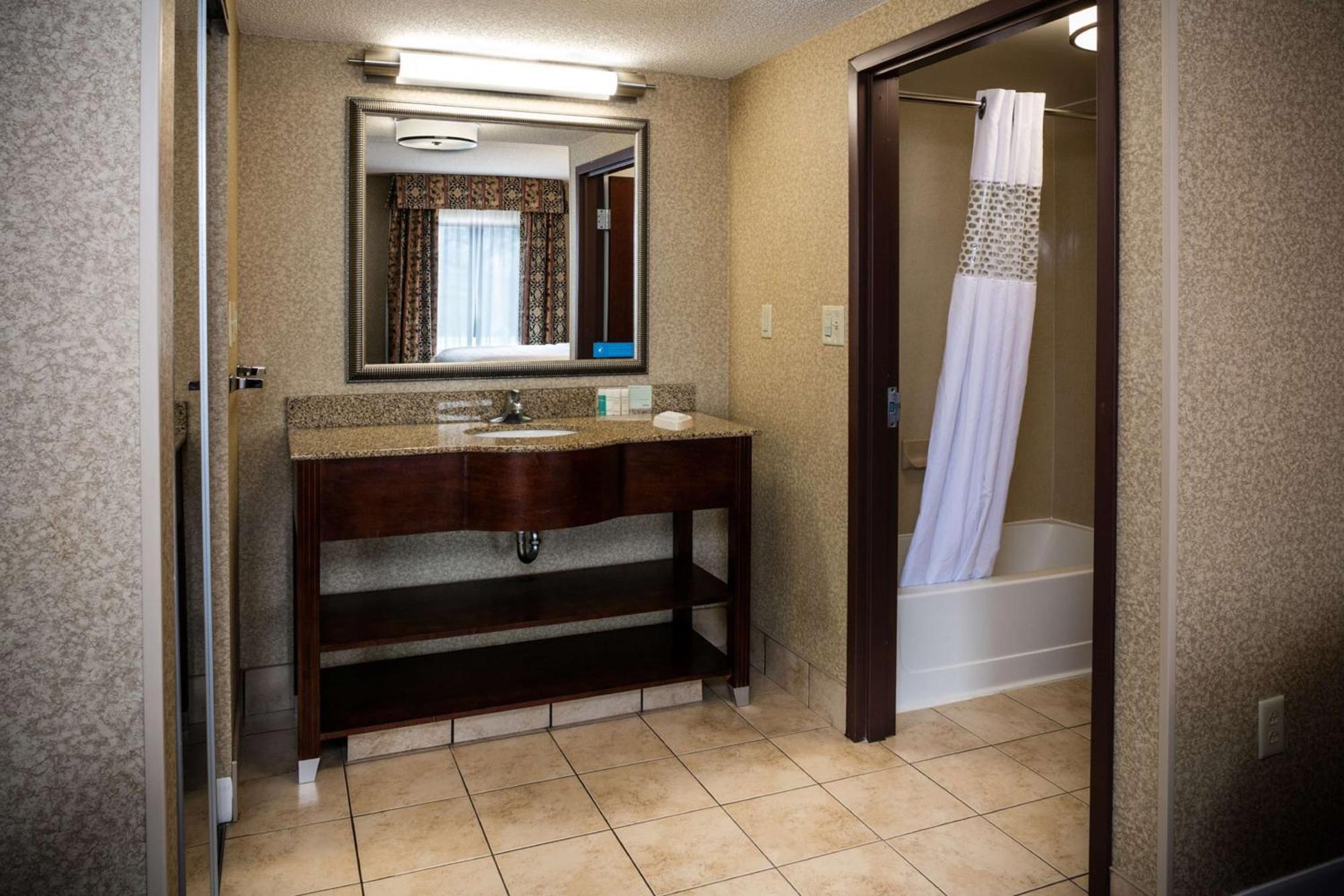 Hampton Inn & Suites Toledo-Perrysburg Rossford Eksteriør bilde