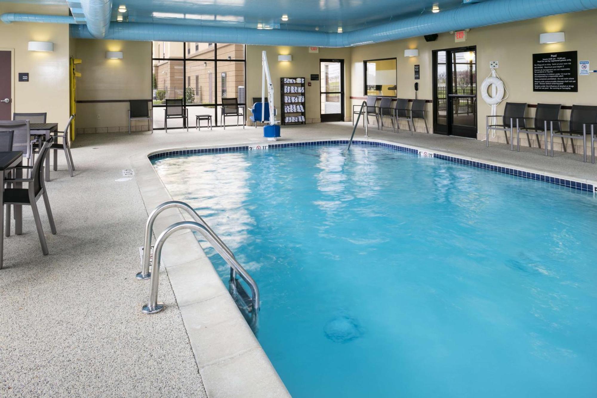 Hampton Inn & Suites Toledo-Perrysburg Rossford Eksteriør bilde